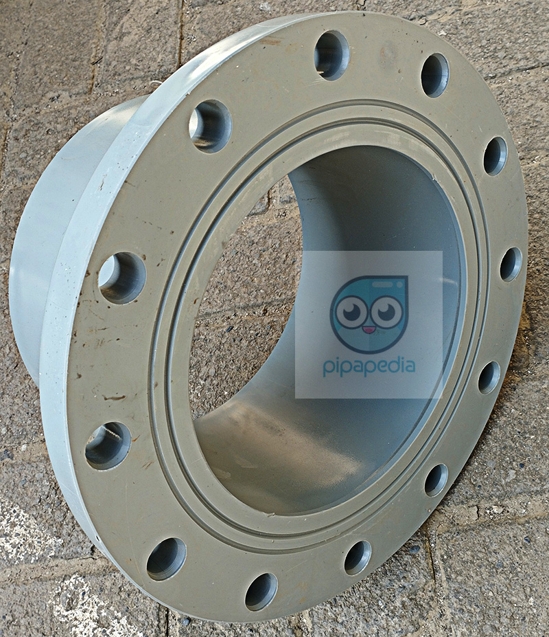 Flange PVC CM AW 10 inch dilihat dari samping bawah kiri
