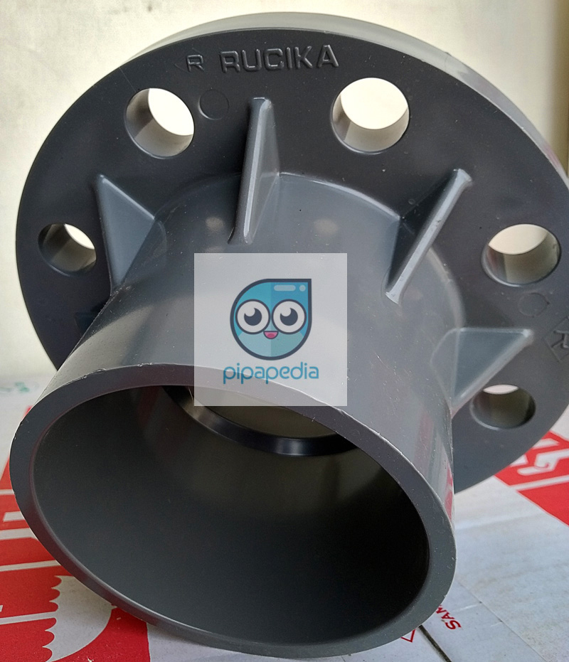 Flange PVC Rucika AW 3 inch dilihat dari samping atas