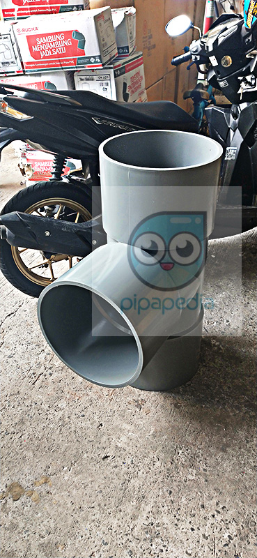 Tee PVC CM AW 12" dilihat dari samping tengah