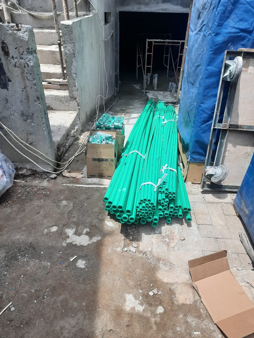 Pengiriman pipa PPR untuk proyek pak Rizki di Senayan tanggal 26 Nov 2021